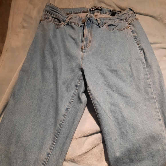 Joe Fresh Mom Jeans - Picture 2 of 3